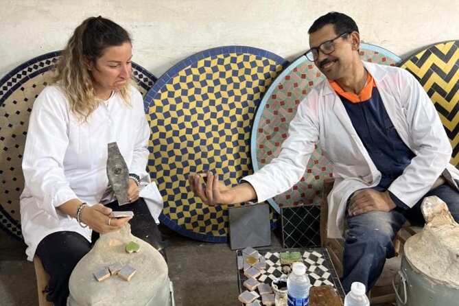 Mosaic workshop in Marrakech - Meeting the master mosaicist