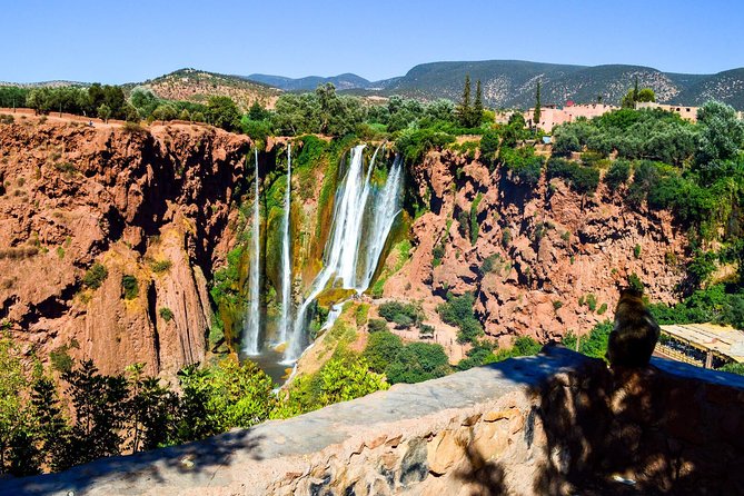 Ouzoud Waterfalls Guided Hike and Boat Trip from Marrakech - Arriving at the Cascades d’Ouzoud