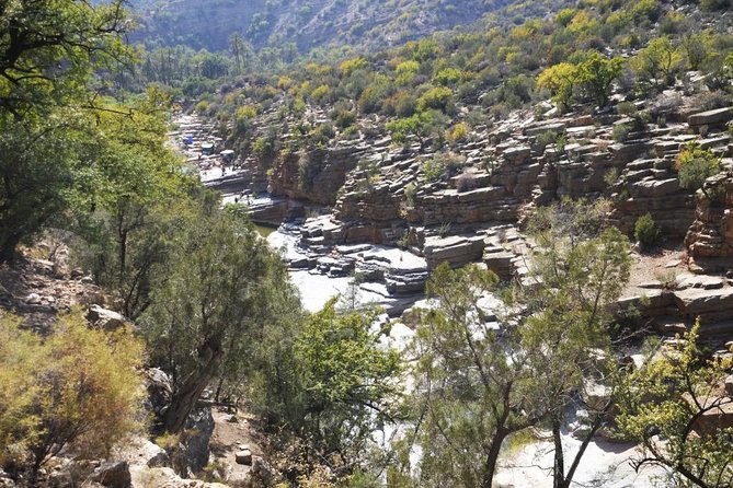 Paradise valley excursion - Pools, waterfalls, and the dry-season reality