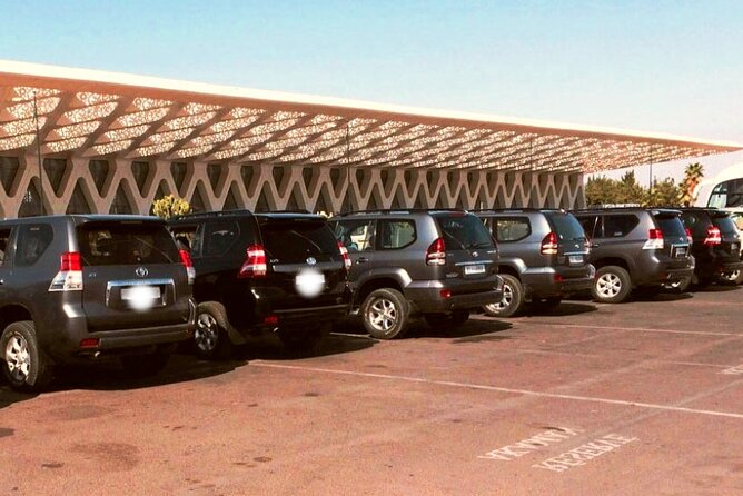 Private Airport Transfer from or to Marrakech Menara Airport. - Reaching a riad near the Medina