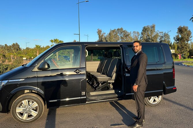 Private Chauffeur & Premium Transportation in Marrakech - Meeting Your Chauffeur at Menara Airport