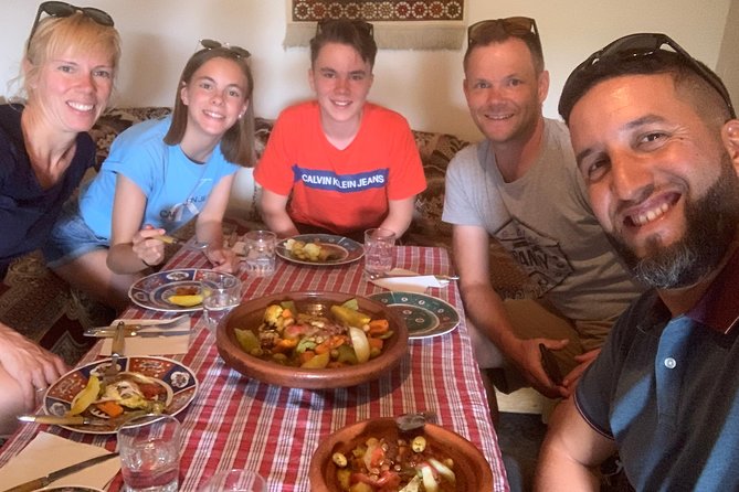 Private Day trip Atlas Mountains and 5 Valleys -All inclusive- - Lunch in a Berber home