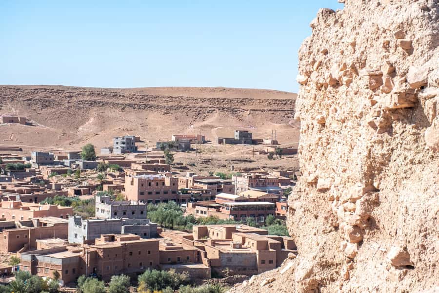 Private Day Trip To Ouarzazate & Ait Ben Haddou Kasbah - Exploring Aït Ben Haddou’s earthen walls