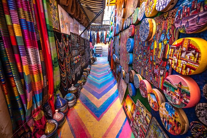 Private guided tour of Fez with lunch from Casablanca - How the private guide changes the day