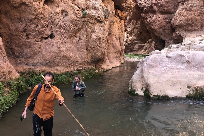 Private Monkey Fingers Canyon Hike - The guides are a major part of the experience