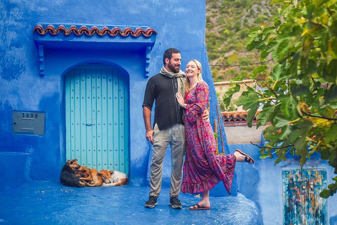 Private photo tour with a local pro photographer - Outa el Hammam and the Kasbah setting