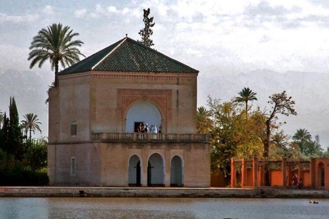 Private Tour in Marrakech By Tuk Tuk - What the driver does, and what the driver does not do