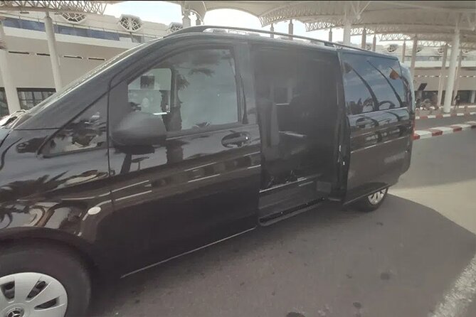 Private Transfer from Casablanca Airport to Rabat - Comfort, luggage, and the small touches