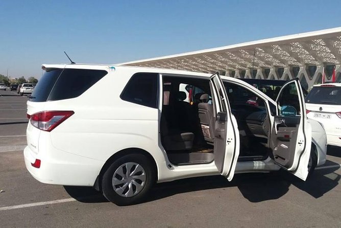 Private Transfer: From Marrakech hotels to Menara Airport - Menara Airport drop-off and luggage help