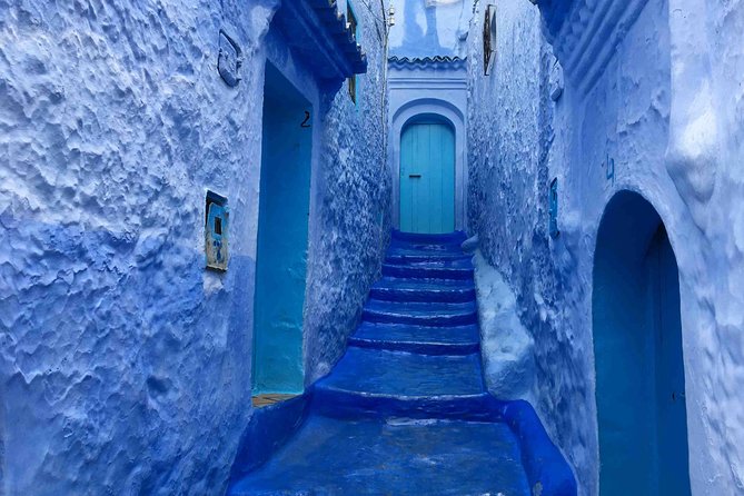 Private walking tour of Chefchaouen (The blue city) - Place Outa el Hammam and the city’s social center