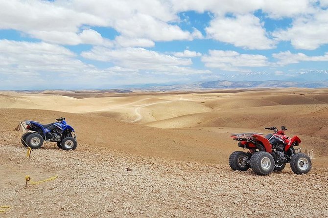 Quad biking excursion in The Desert Of Agafay & Lalla takerkoust - Getting comfortable on an automatic quad