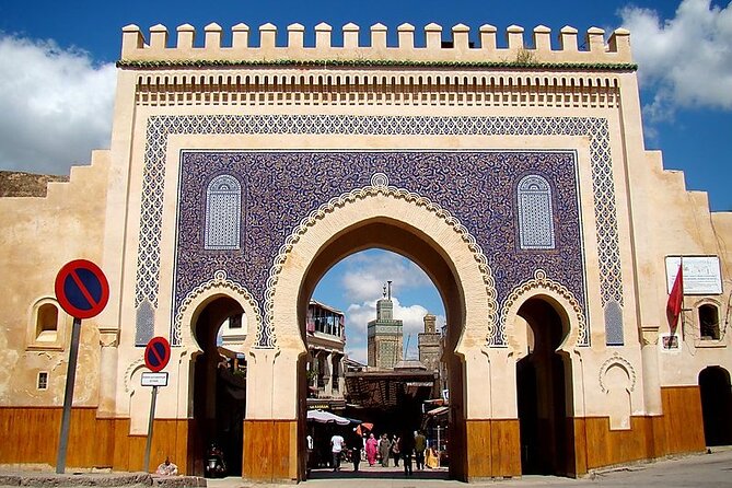 Shared Half Day Guided Fes Tour with Local Guide - Bab Boujloud, the Blue Gate entrance
