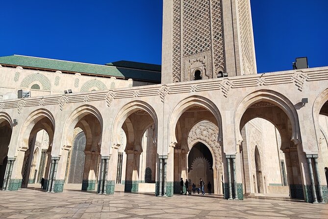 Skip the line Hassan 2 mosque Premium Tour entry ticket included - A Short Tour With a Large Group Feel