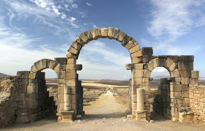 Small-Group Full-Day Meknes, Volubilis and Moulay Idriss Zerhoun Tour from Fez - Key points to know before booking