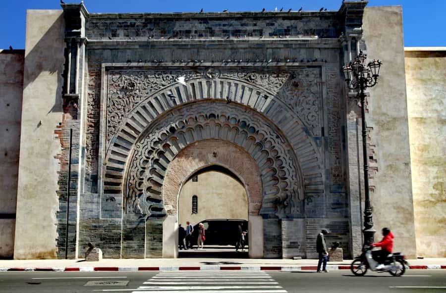 Sparkling Marrakech through the eyes of your local Guide - Bab Agnaou and the old city walls
