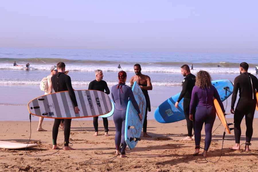 Surf Lessons with Local instructor - Key points to know before booking