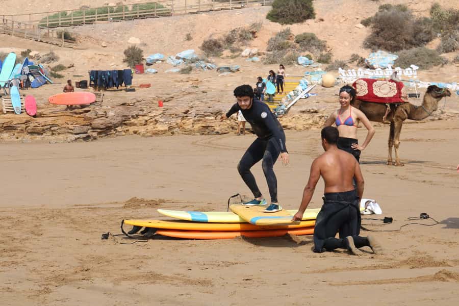 Surf Lessons with Local instructor - The coastal views and local feel