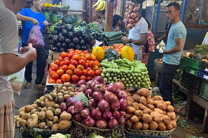 Tangier Food Tour with a foodie guide, Medina & Souks! - Entering the medina and kasbah