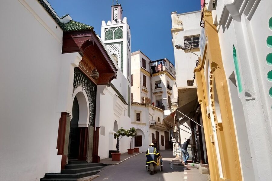 Tangier: Private Guided Walking Tour of the Tangier Medina - The Kasbah Museum and the Story Behind the Walls
