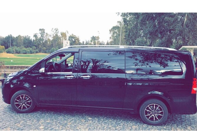 TAXI Airport private transfers - What the Marrakech airport pickup is like
