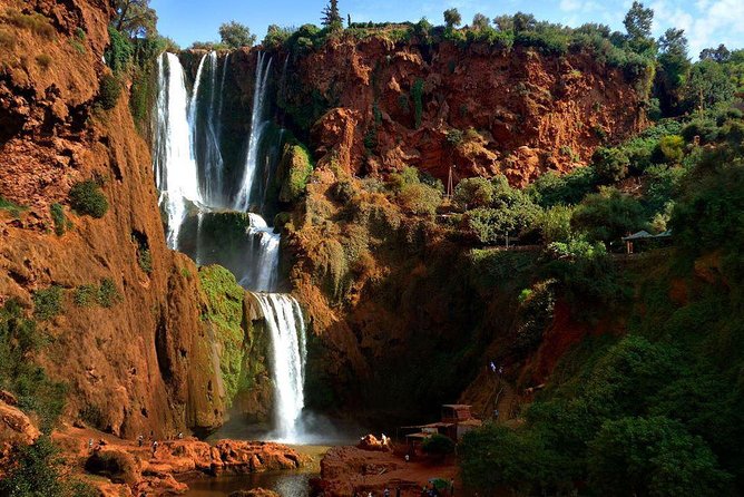 The waterfalls of Ouzoud - Lunch in Ouzoud, with costs kept separate