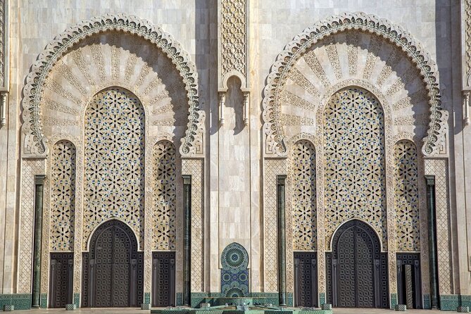 Tour of Casablanca from cruise or hotels, guided tour. - Why this short Casablanca tour can work well