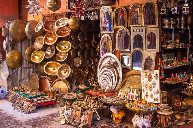 Traditional Souks Shopping Private Tour in Casablanca - Why the vehicle and pickup matter