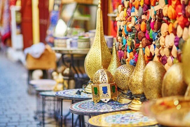 VIP TOUR OF FES- Medina by local guide & Rempart by car-FULL Day - Why this Fes tour works well